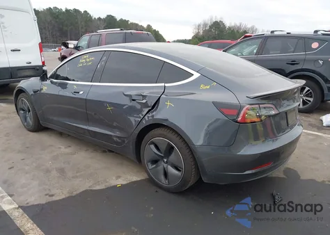 2019 Tesla Model 3 Long Range/Performance from USA, damaged, VIN 5YJ3E1EB7KF437559